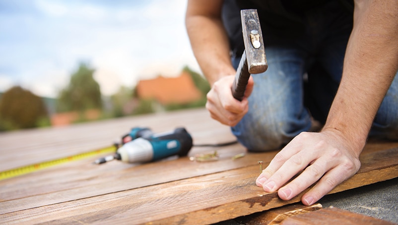 How to Choose Carpenter Equipment, Tools and Apps: Your Guide