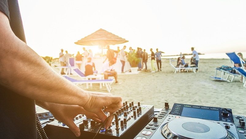 What is a DJ license, and do you need one? - Thimble